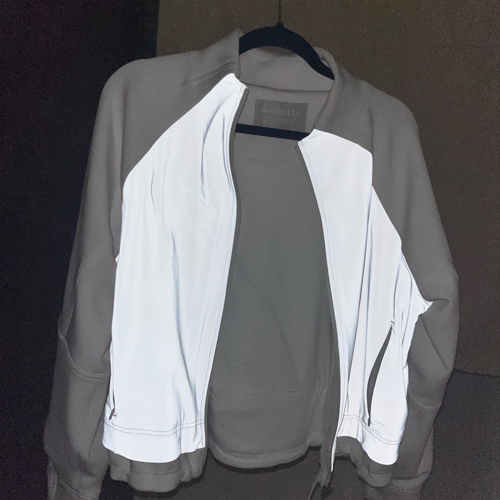 Athleta White Break Out Jacket *reflective*  EUC. Size L.  Super soft material!